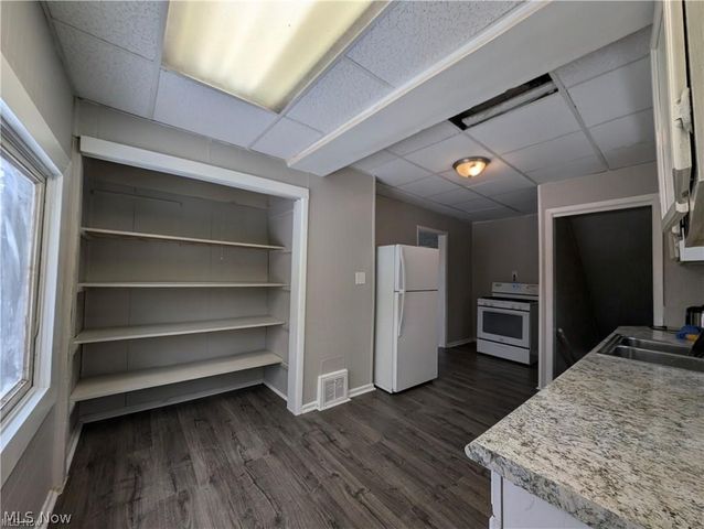 3947 W 22nd Street, Cleveland, OH 44109