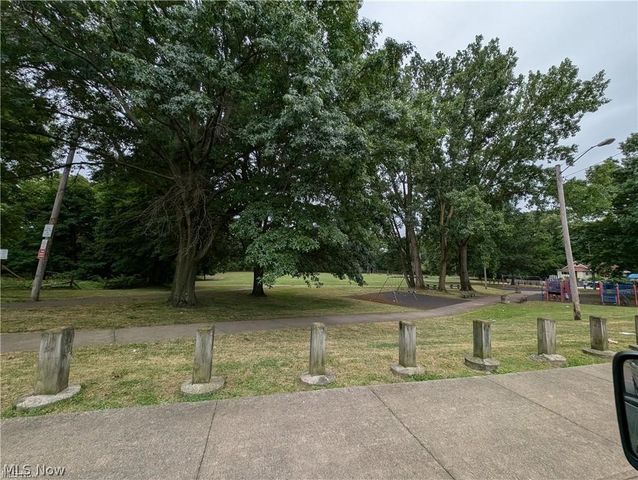 3947 W 22nd Street, Cleveland, OH 44109