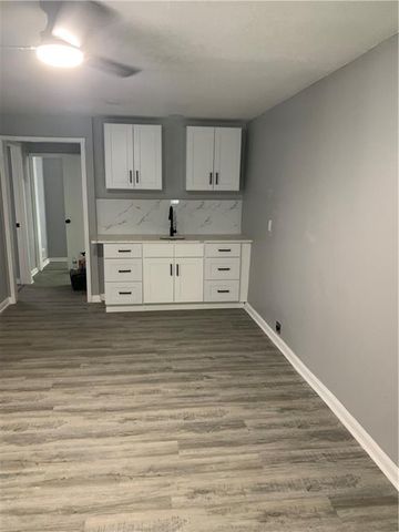 16004 Valentine Avenue, Belton, MO 64012
