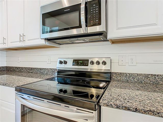 9432 KOMIKA LANE, Winter Garden, FL 34787