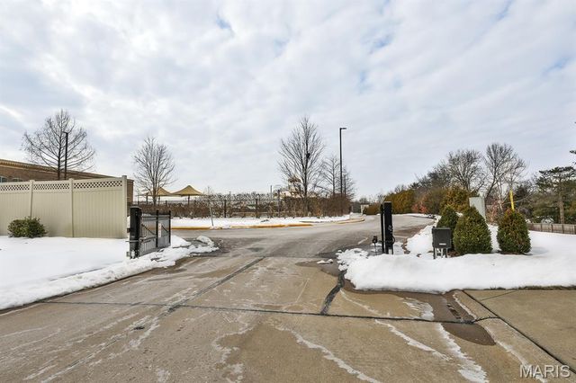 502 Trevi Lane, Ellisville, MO 63011