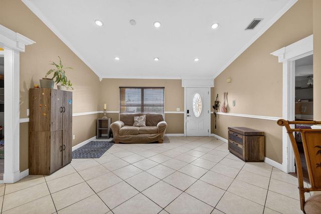 1314 SW Bellevue Avenue, Port St. Lucie, FL 34953