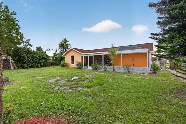 1314 SW Bellevue Avenue, Port St. Lucie, FL 34953