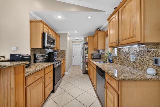1314 SW Bellevue Avenue, Port St. Lucie, FL 34953