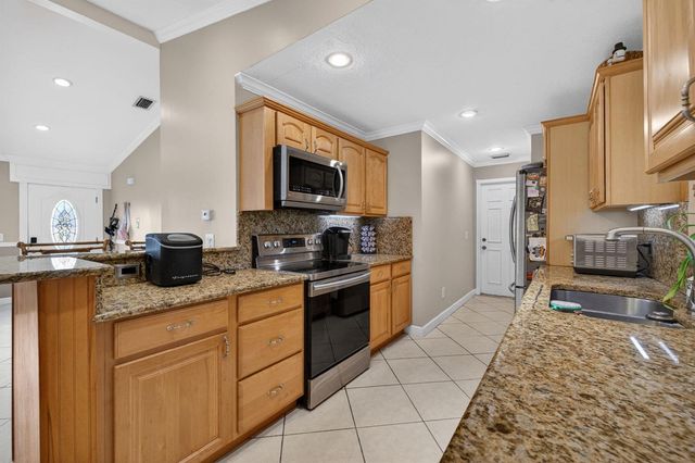 1314 SW Bellevue Avenue, Port St. Lucie, FL 34953