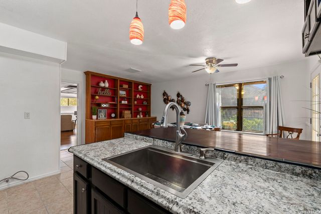 11206 Blue Waters, Helotes, TX 78023