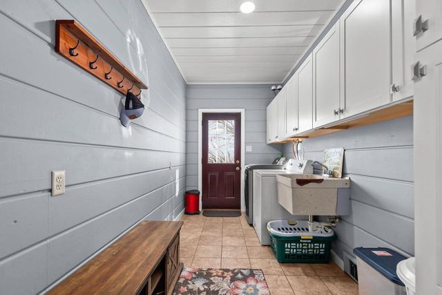 2284 WAUKAU ROAD, Omro, WI 54963