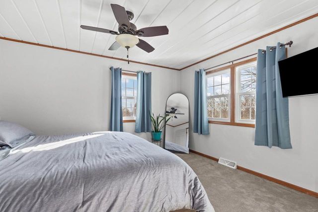 2284 WAUKAU ROAD, Omro, WI 54963