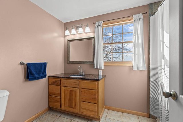 2284 WAUKAU ROAD, Omro, WI 54963