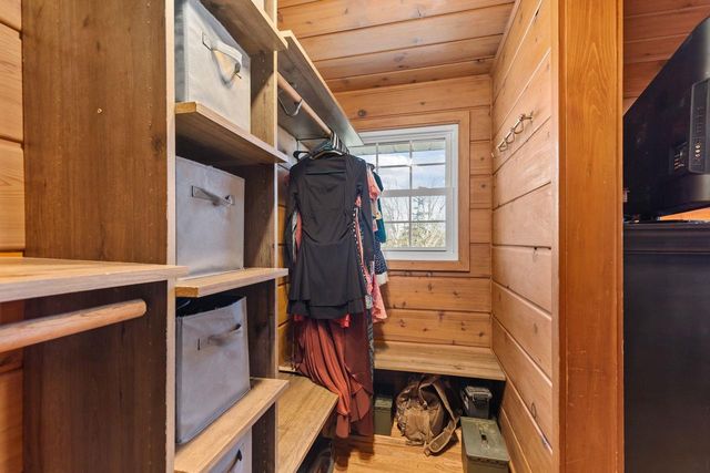 2284 WAUKAU ROAD, Omro, WI 54963