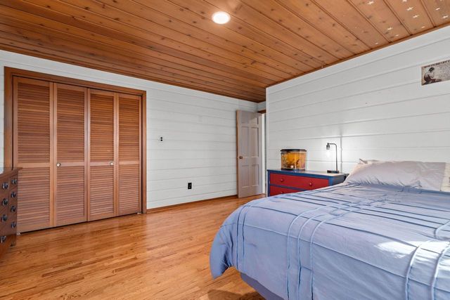 2284 WAUKAU ROAD, Omro, WI 54963