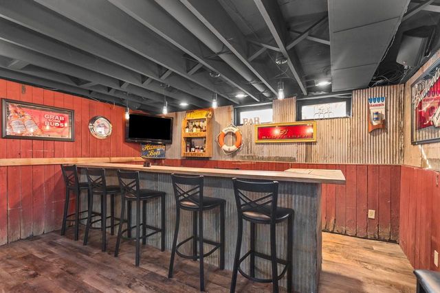 2284 WAUKAU ROAD, Omro, WI 54963