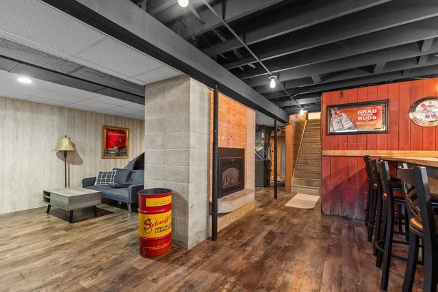 2284 WAUKAU ROAD, Omro, WI 54963