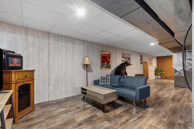 2284 WAUKAU ROAD, Omro, WI 54963