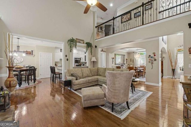 1850 Chattahoochee Run Drive, Suwanee, GA 30024