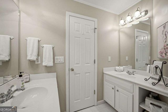 1850 Chattahoochee Run Drive, Suwanee, GA 30024