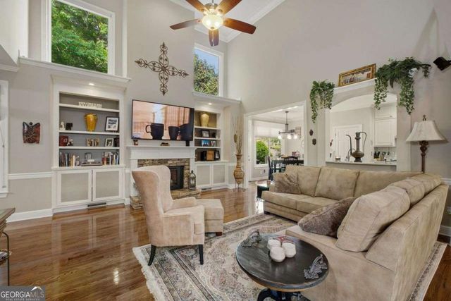 1850 Chattahoochee Run Drive, Suwanee, GA 30024