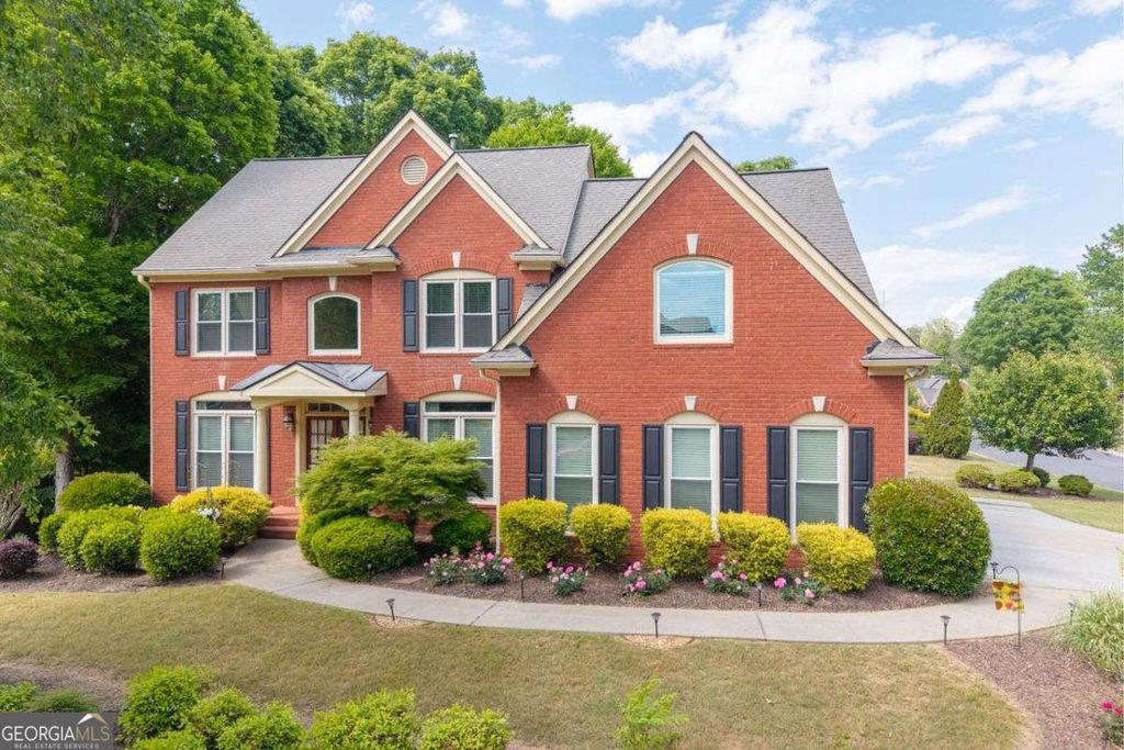 1850 Chattahoochee Run Drive, Suwanee, GA 30024