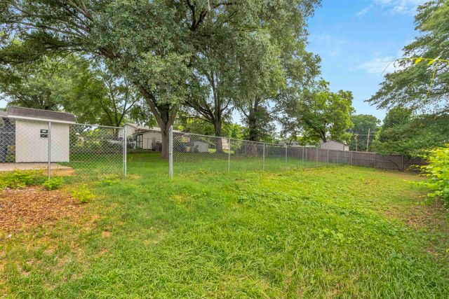 103 Longwood Drive, Taylors, SC 29687