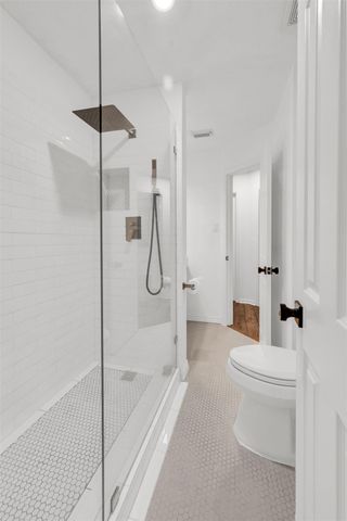 8031 Clarion Way, Houston, TX 77040