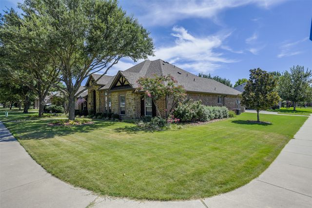 3026 Coventry Lane, Waxahachie, TX 75165