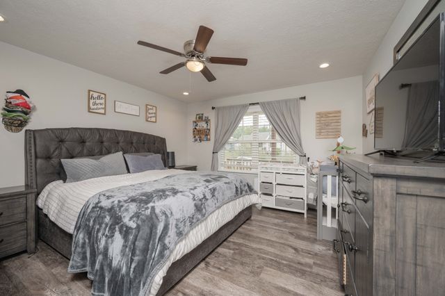 111 Matthews Dr, Lewisburg, TN 37091