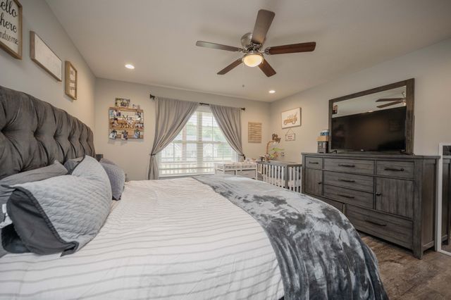 111 Matthews Dr, Lewisburg, TN 37091