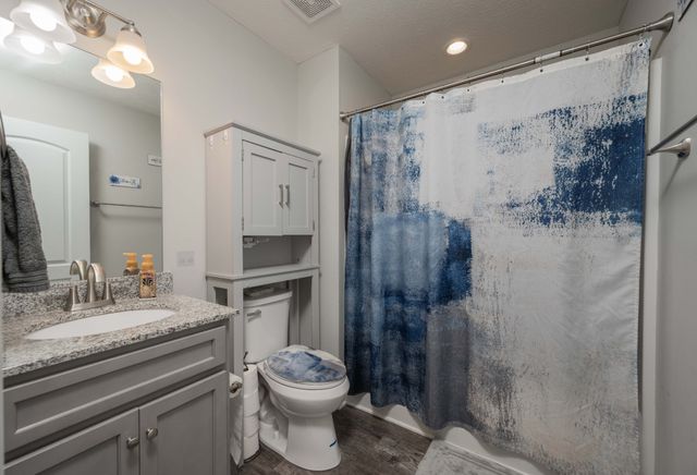 111 Matthews Dr, Lewisburg, TN 37091