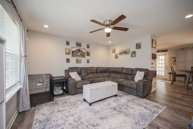 111 Matthews Dr, Lewisburg, TN 37091