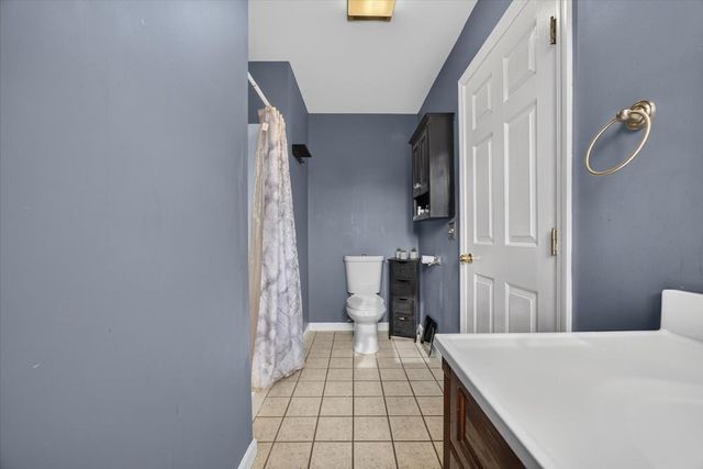 49 Shirley St, New Bedford, MA 02746
