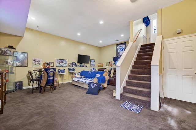 49 Shirley St, New Bedford, MA 02746