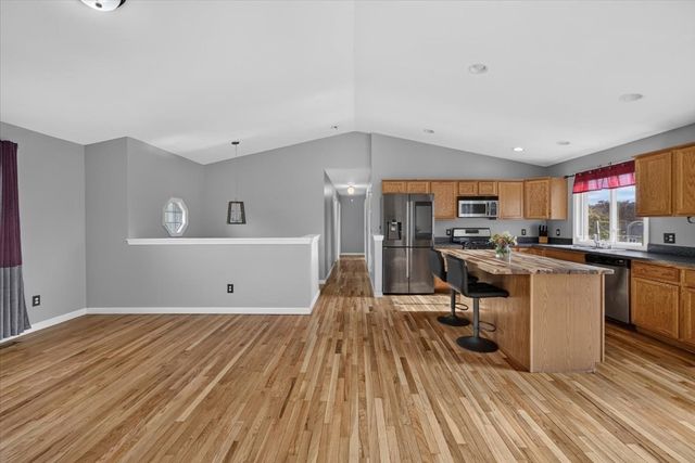 49 Shirley St, New Bedford, MA 02746