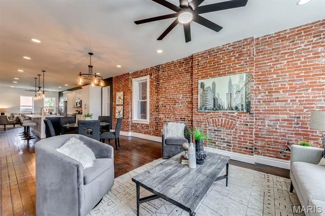 2739 Utah Street, St Louis, MO 63118