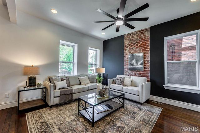 2739 Utah Street, St Louis, MO 63118