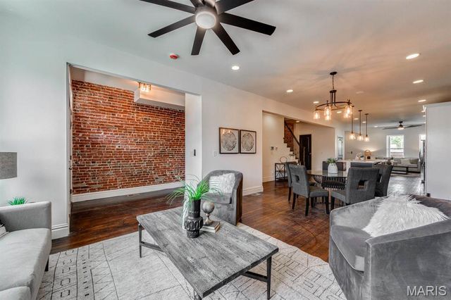 2739 Utah Street, St Louis, MO 63118