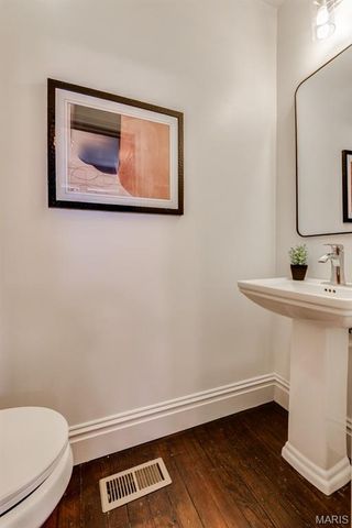 2739 Utah Street, St Louis, MO 63118
