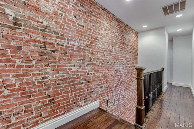 2739 Utah Street, St Louis, MO 63118