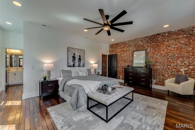 2739 Utah Street, St Louis, MO 63118