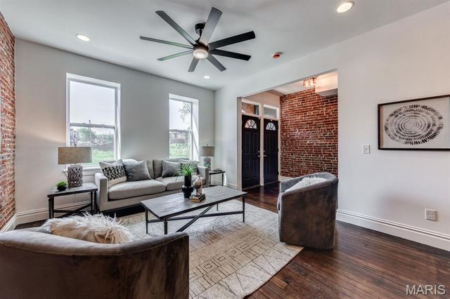 2739 Utah Street, St Louis, MO 63118
