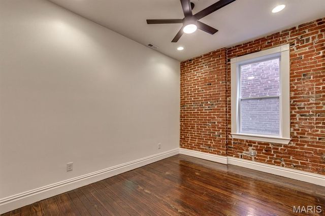 2739 Utah Street, St Louis, MO 63118