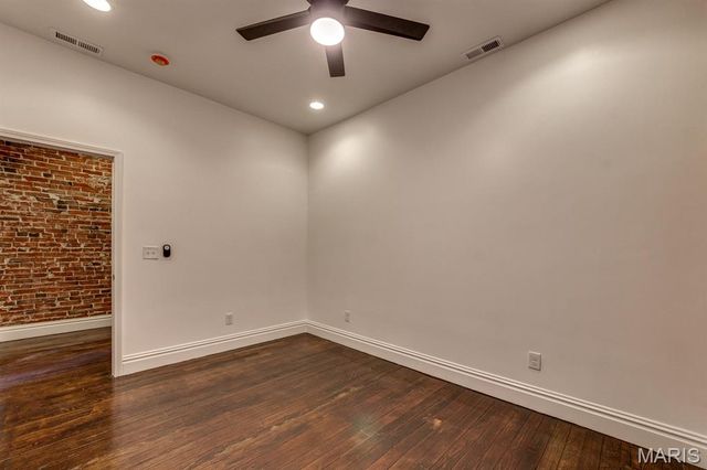 2739 Utah Street, St Louis, MO 63118