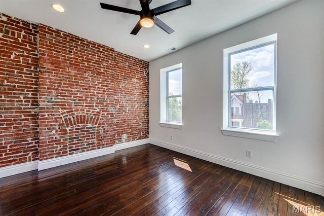 2739 Utah Street, St Louis, MO 63118