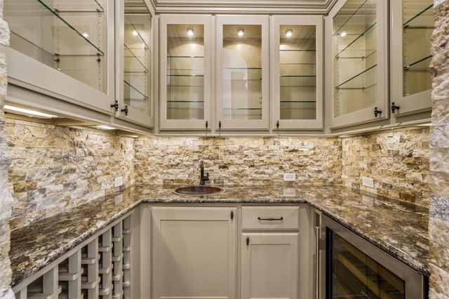 5006 Water View Bend, Sugar Land, TX 77479