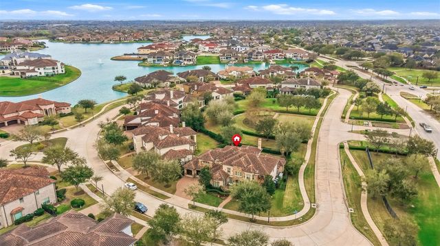 5006 Water View Bend, Sugar Land, TX 77479