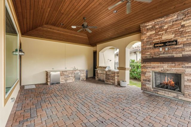 5006 Water View Bend, Sugar Land, TX 77479