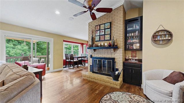 3014 Chimneywood Drive, Floyds Knobs, IN 47119