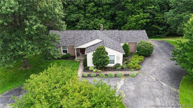 3014 Chimneywood Drive, Floyds Knobs, IN 47119