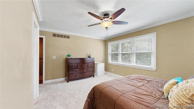 3014 Chimneywood Drive, Floyds Knobs, IN 47119