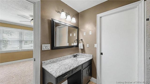 3014 Chimneywood Drive, Floyds Knobs, IN 47119