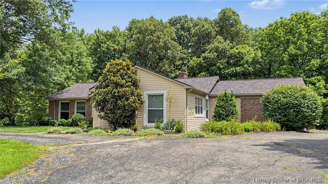 3014 Chimneywood Drive, Floyds Knobs, IN 47119